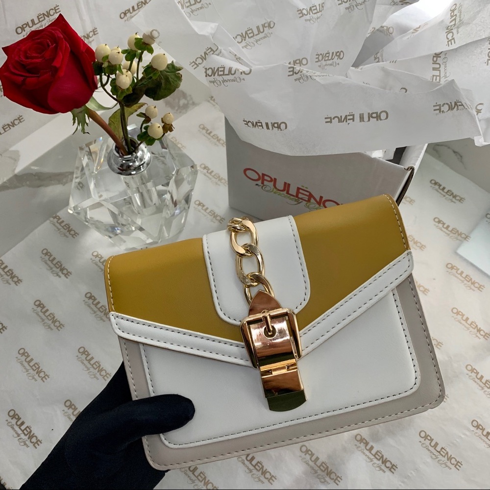 Brunch at Tiffany’s Purse